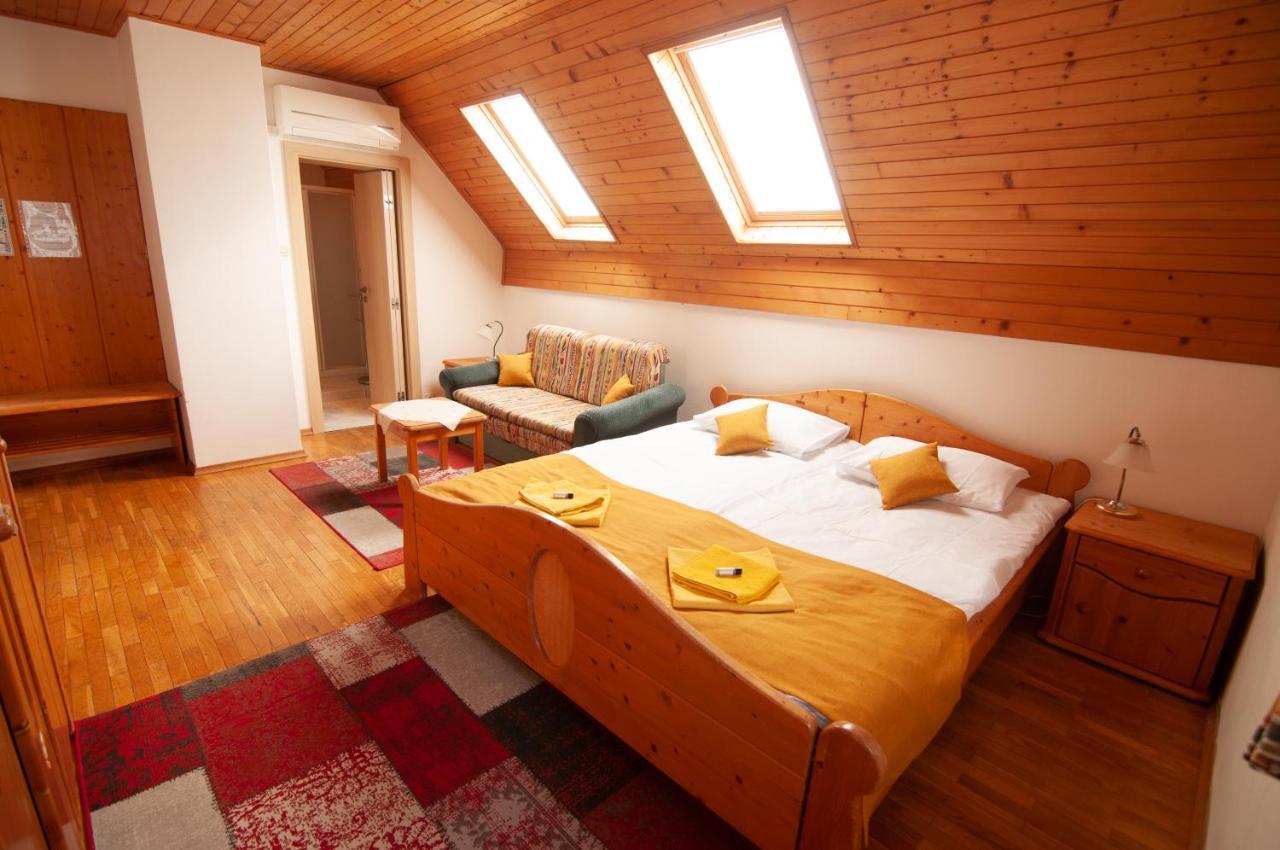Guest House Vila Korosec Bovec Exterior foto